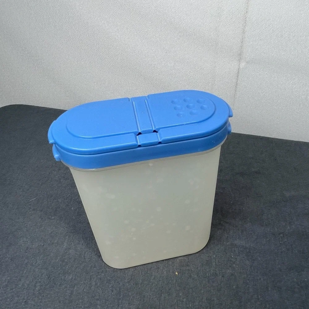 Tupperware Spice Shaker Large Modular Mate Plastic Blue Lid 1846-20 Vintage USA